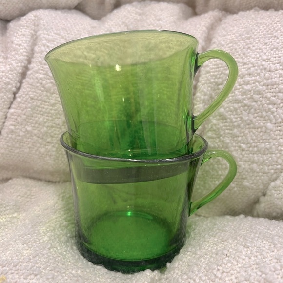 Vintage Midcentury 1970s Emerald Green Duralex France Coffee/Tea Cups - 2 - Picture 2 of 4